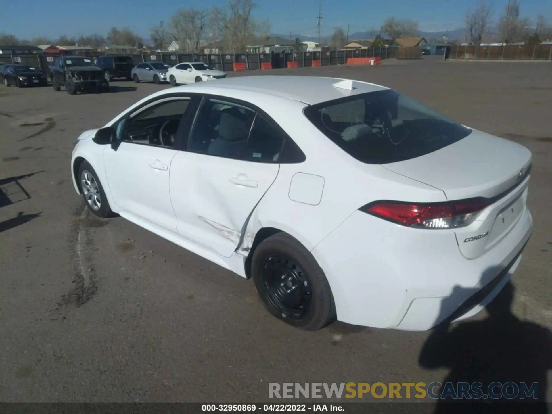 3 Photograph of a damaged car 5YFEPMAE8MP248351 TOYOTA COROLLA 2021