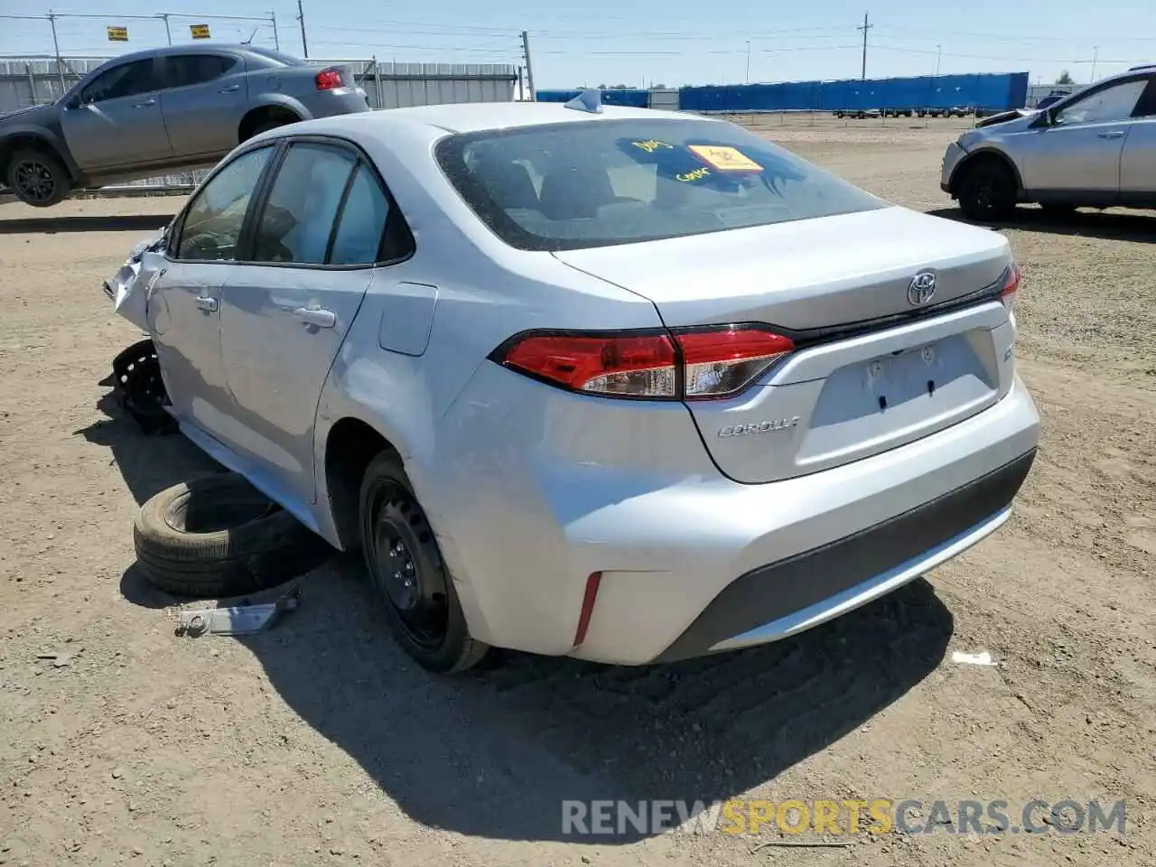 3 Photograph of a damaged car 5YFEPMAE8MP248673 TOYOTA COROLLA 2021