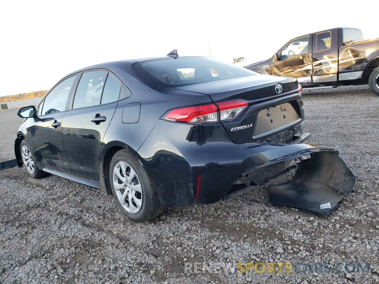 3 Photograph of a damaged car 5YFEPMAE8MP249418 TOYOTA COROLLA 2021