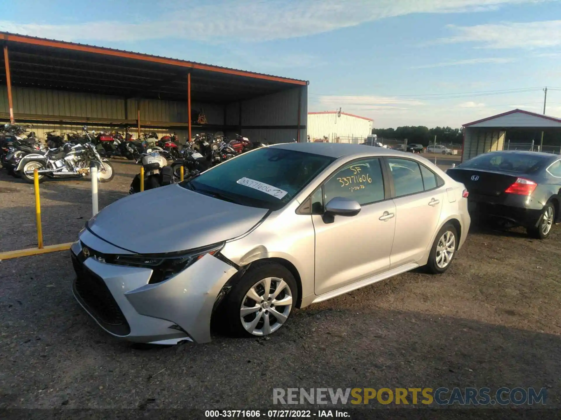 2 Photograph of a damaged car 5YFEPMAE8MP254523 TOYOTA COROLLA 2021