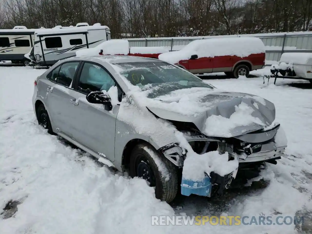 1 Photograph of a damaged car 5YFEPMAE8MP257258 TOYOTA COROLLA 2021