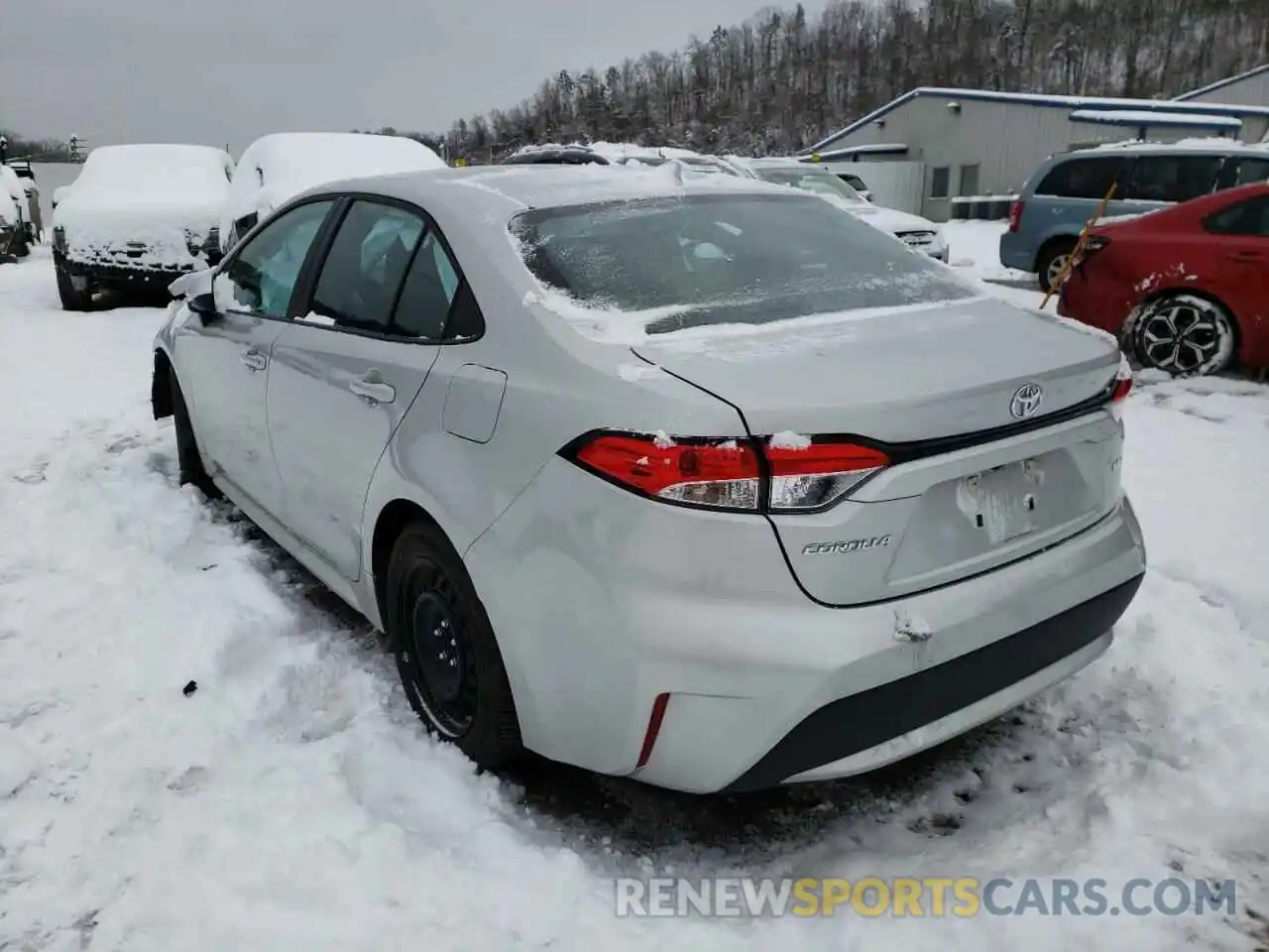 3 Photograph of a damaged car 5YFEPMAE8MP257258 TOYOTA COROLLA 2021