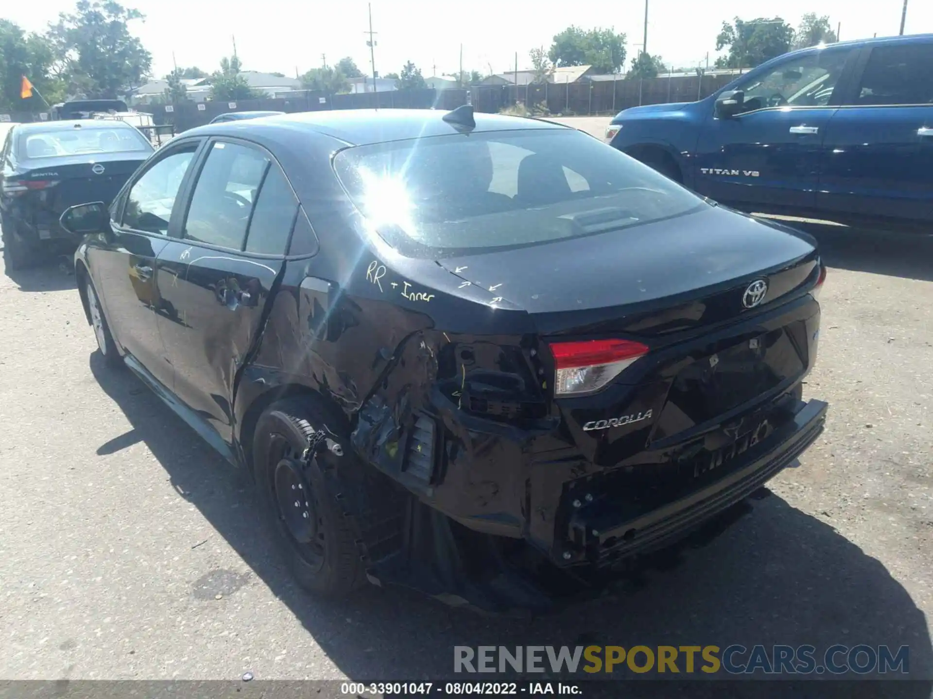 3 Photograph of a damaged car 5YFEPMAE8MP262086 TOYOTA COROLLA 2021