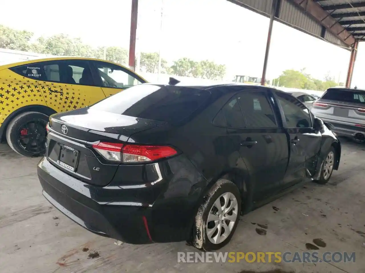 4 Photograph of a damaged car 5YFEPMAE8MP263304 TOYOTA COROLLA 2021