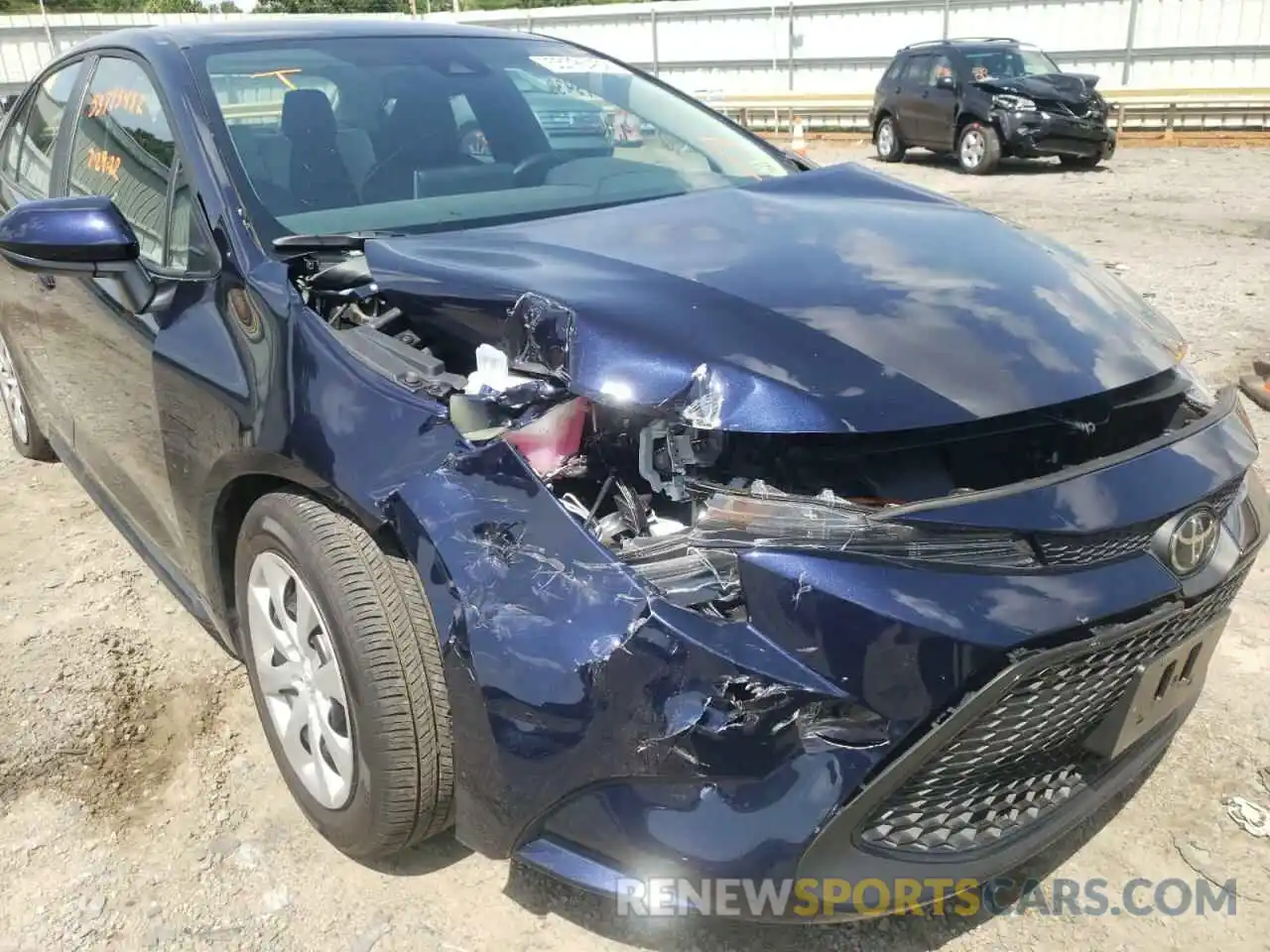 9 Photograph of a damaged car 5YFEPMAE8MP266297 TOYOTA COROLLA 2021