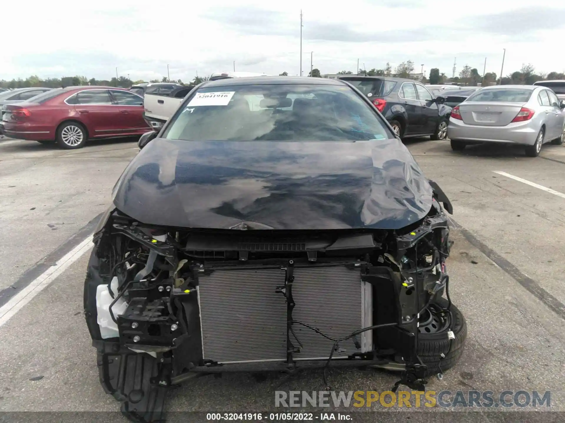 6 Photograph of a damaged car 5YFEPMAE8MP267322 TOYOTA COROLLA 2021