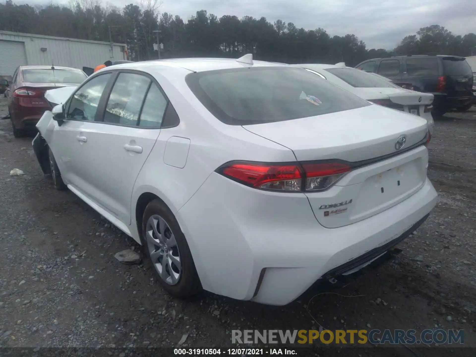 3 Photograph of a damaged car 5YFEPMAE8MP267790 TOYOTA COROLLA 2021