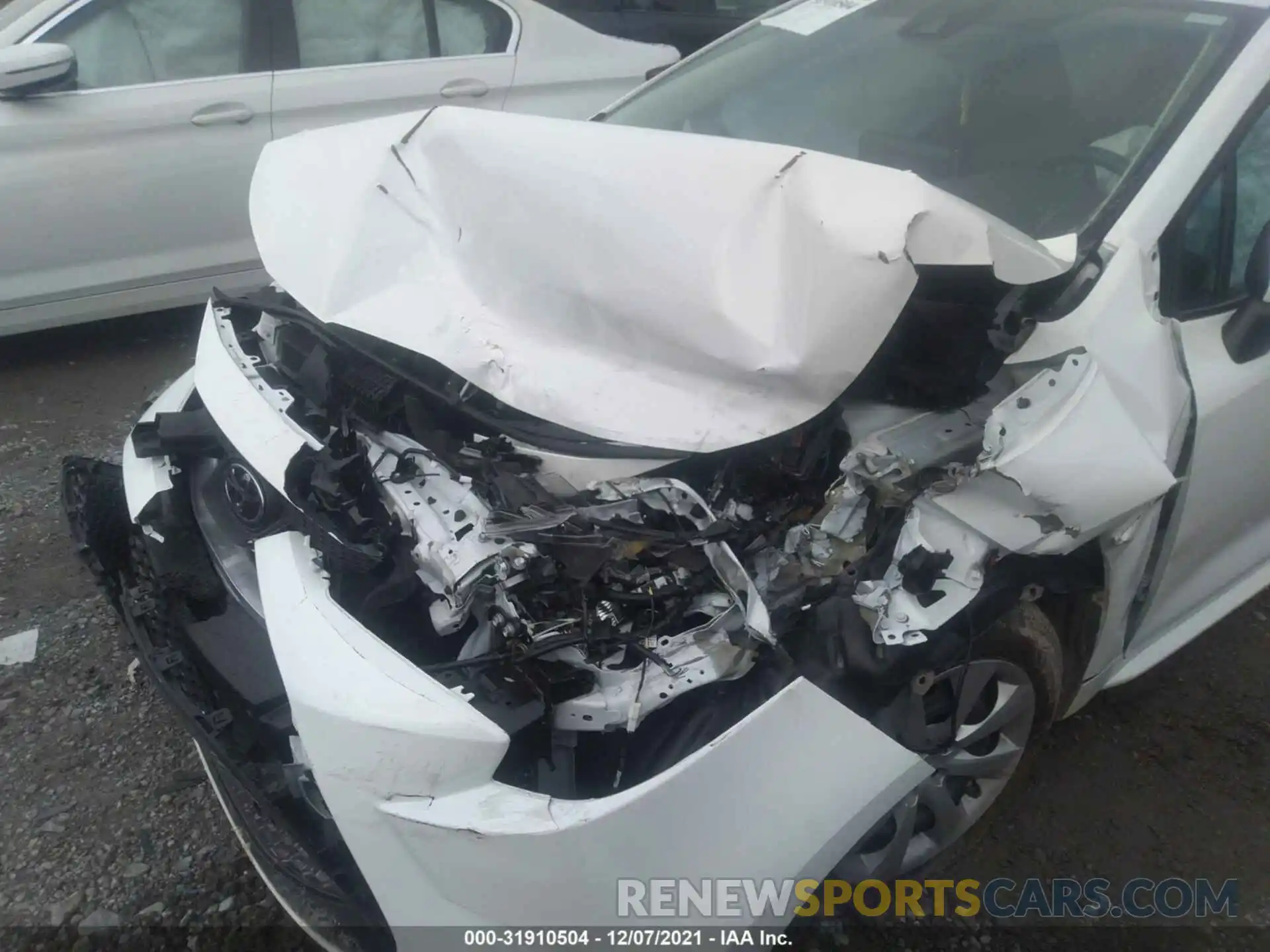 6 Photograph of a damaged car 5YFEPMAE8MP267790 TOYOTA COROLLA 2021