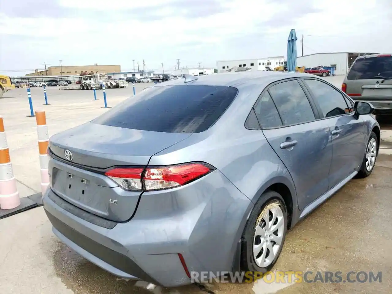 4 Photograph of a damaged car 5YFEPMAE8MP271418 TOYOTA COROLLA 2021