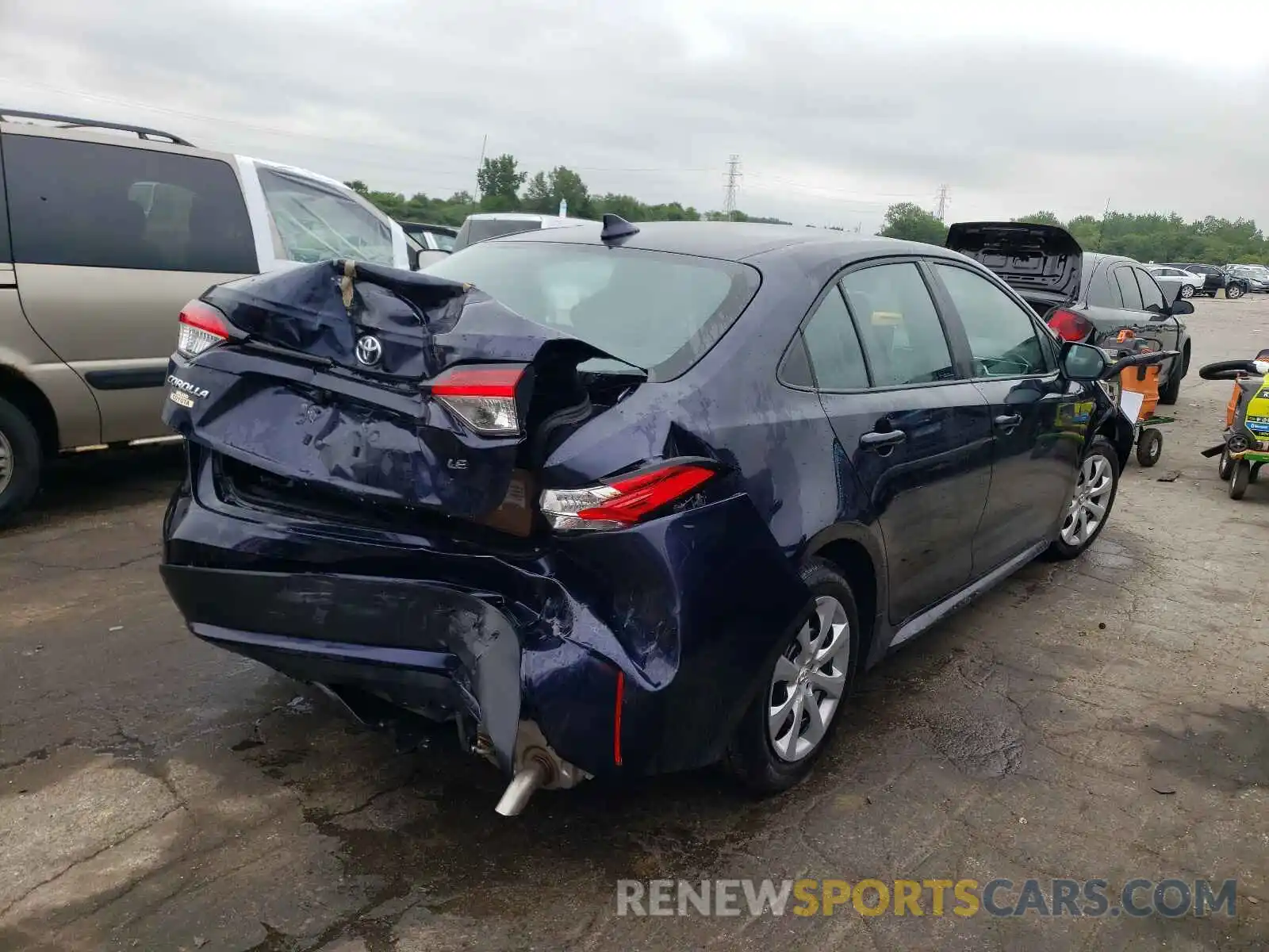 4 Photograph of a damaged car 5YFEPMAE9MP160389 TOYOTA COROLLA 2021