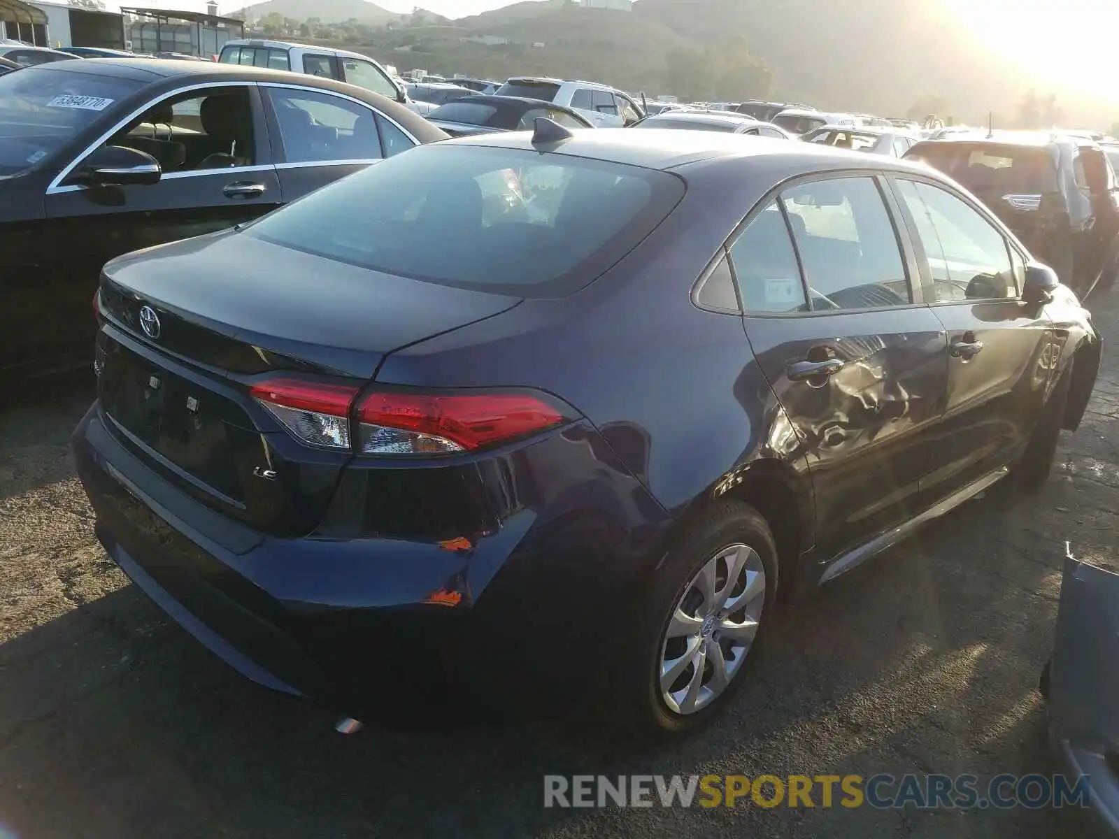 4 Photograph of a damaged car 5YFEPMAE9MP160411 TOYOTA COROLLA 2021