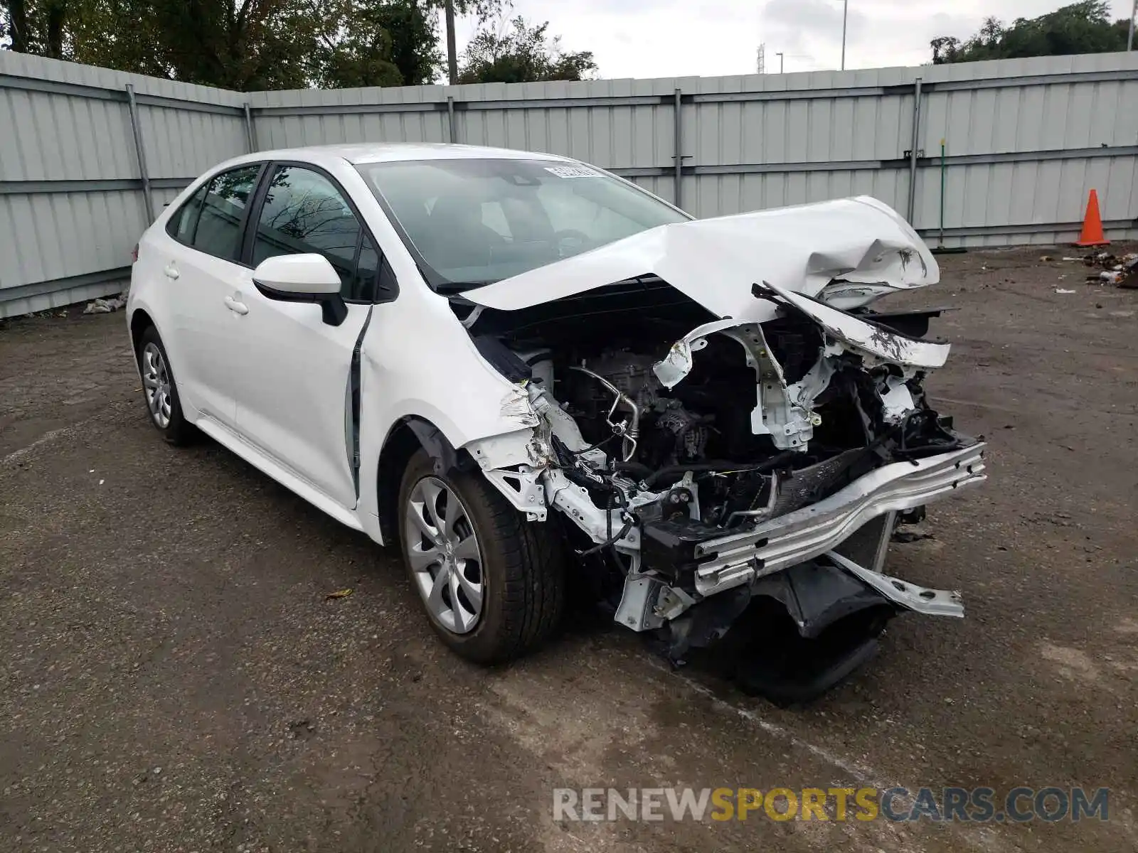 1 Photograph of a damaged car 5YFEPMAE9MP164958 TOYOTA COROLLA 2021