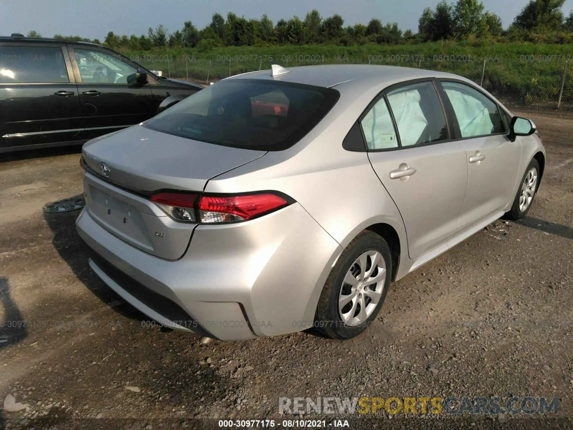 4 Photograph of a damaged car 5YFEPMAE9MP166810 TOYOTA COROLLA 2021