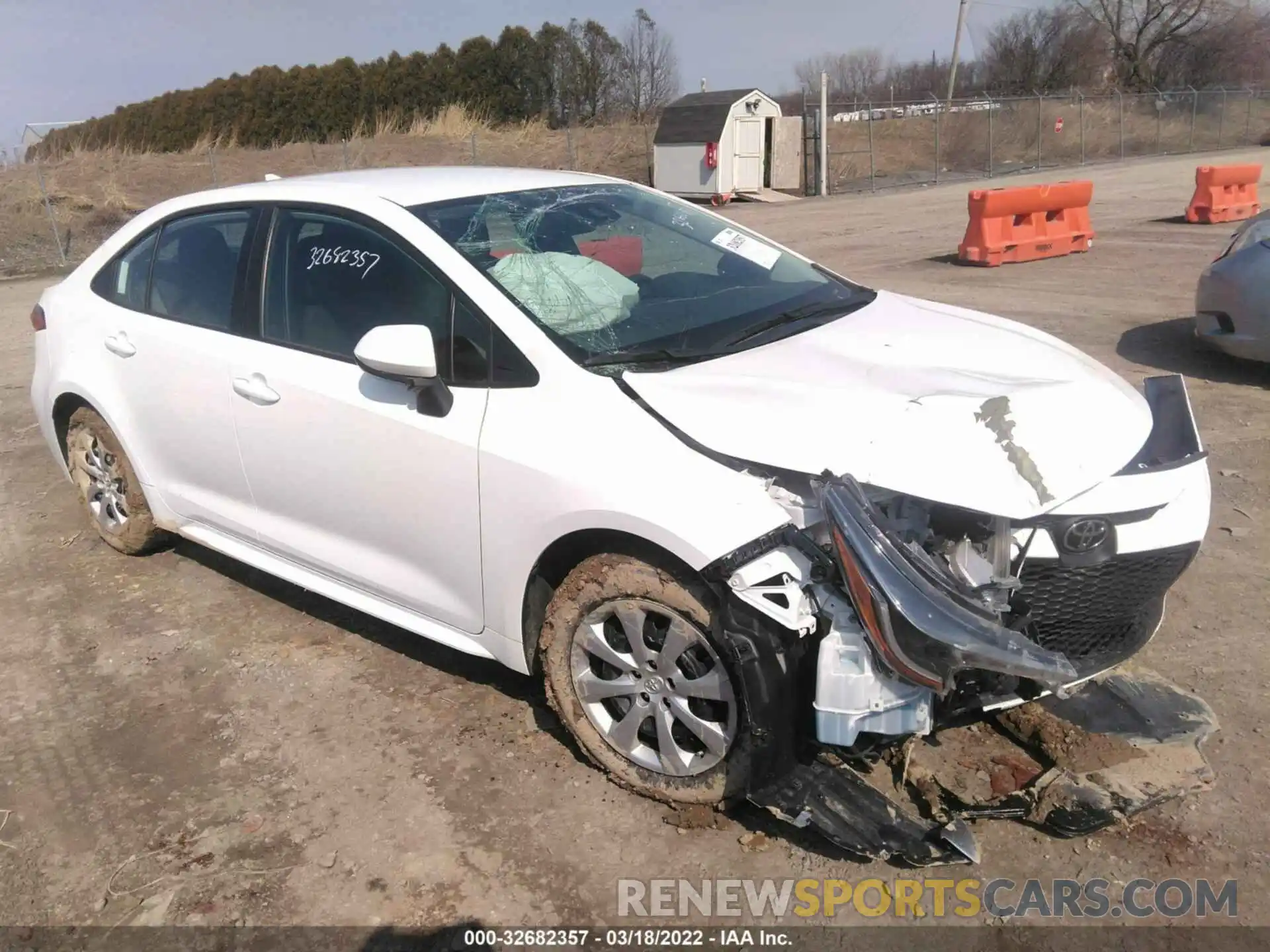 1 Photograph of a damaged car 5YFEPMAE9MP167164 TOYOTA COROLLA 2021