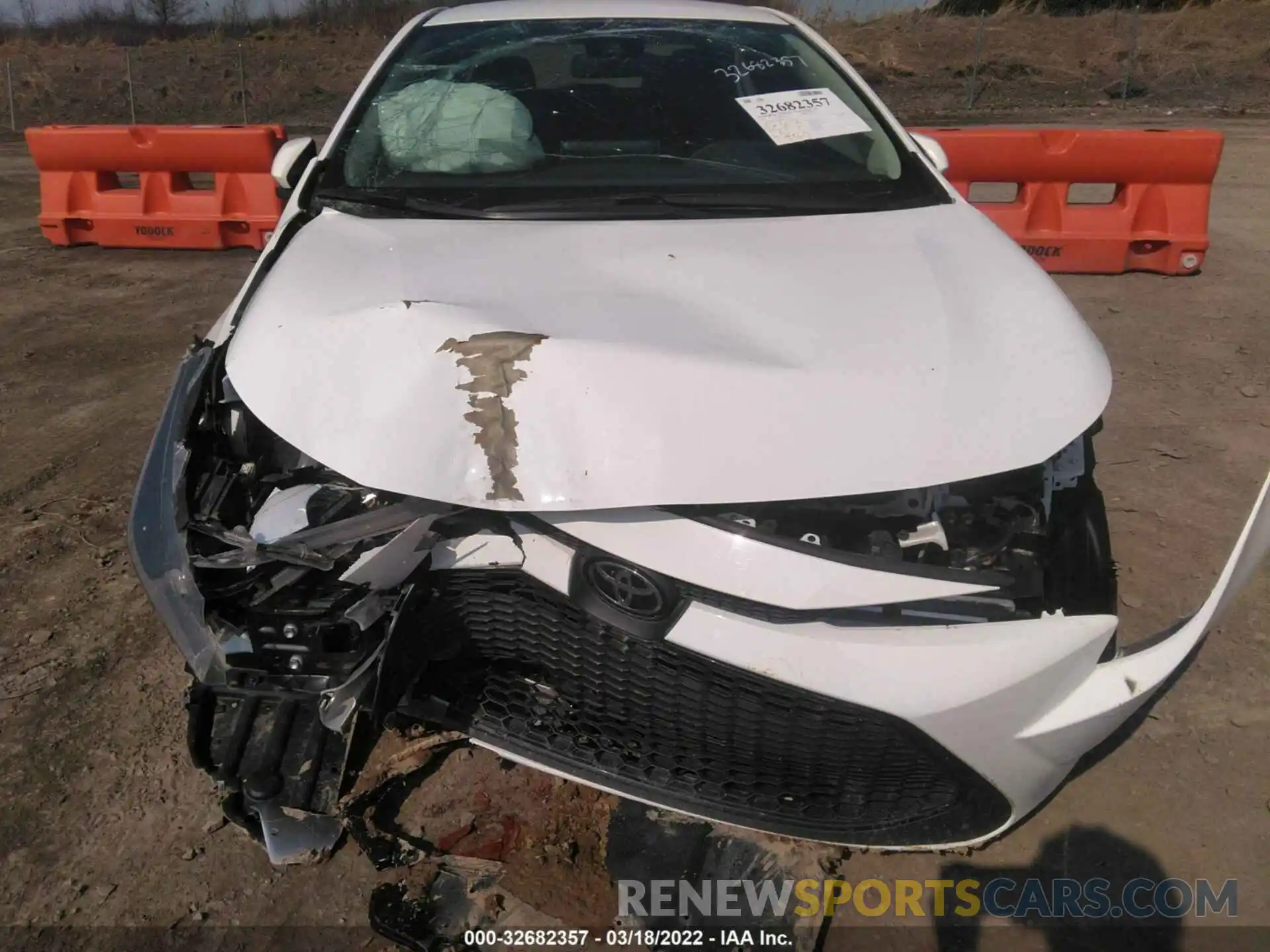 6 Photograph of a damaged car 5YFEPMAE9MP167164 TOYOTA COROLLA 2021