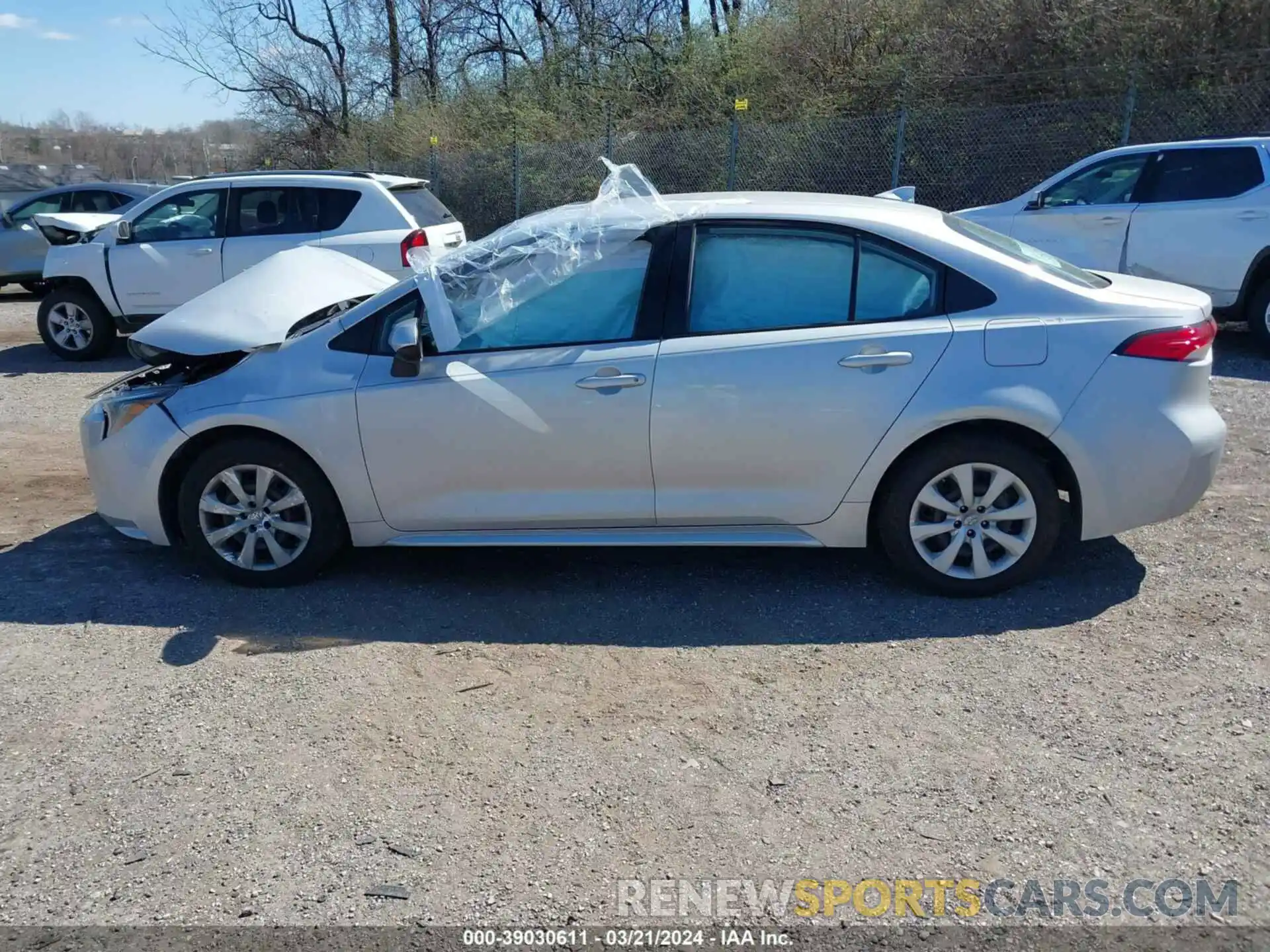 15 Photograph of a damaged car 5YFEPMAE9MP168069 TOYOTA COROLLA 2021