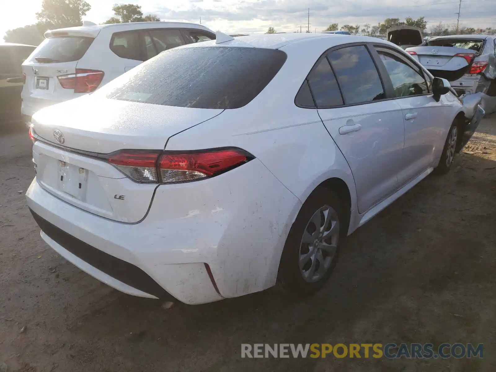 4 Photograph of a damaged car 5YFEPMAE9MP168797 TOYOTA COROLLA 2021