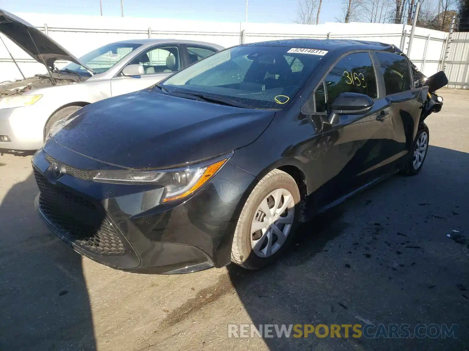 2 Photograph of a damaged car 5YFEPMAE9MP171005 TOYOTA COROLLA 2021