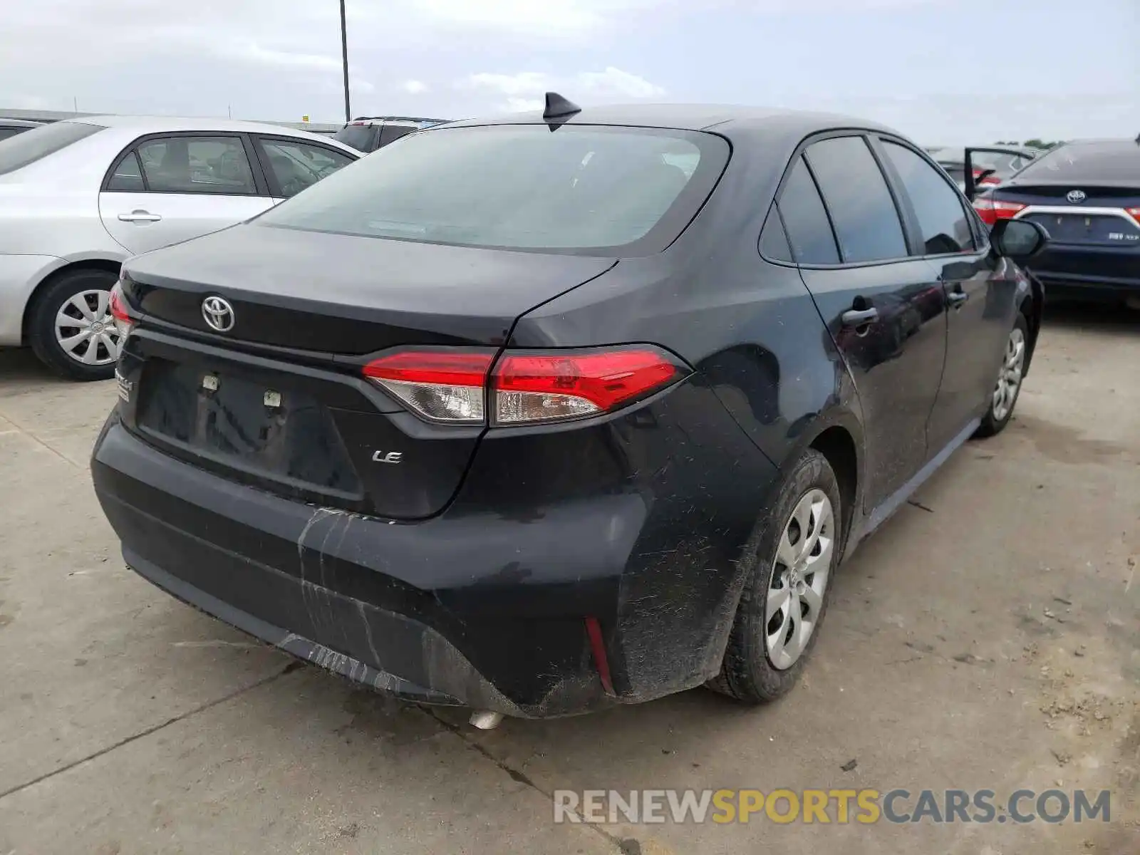 4 Photograph of a damaged car 5YFEPMAE9MP172350 TOYOTA COROLLA 2021