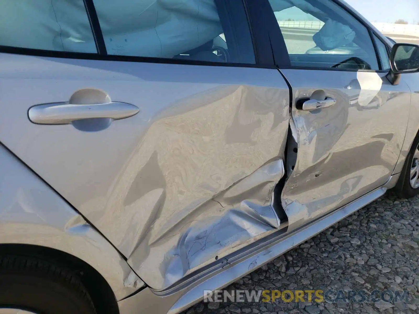 9 Photograph of a damaged car 5YFEPMAE9MP176401 TOYOTA COROLLA 2021