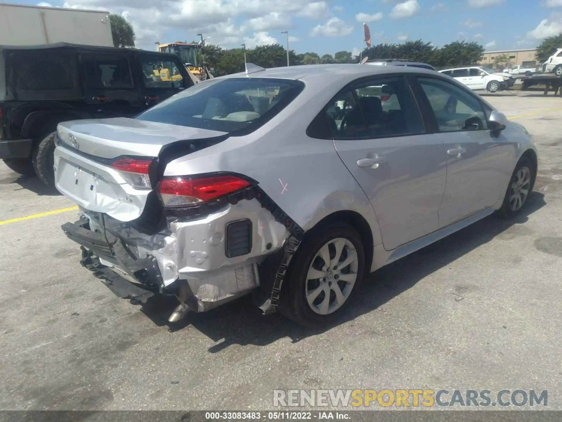 4 Photograph of a damaged car 5YFEPMAE9MP177368 TOYOTA COROLLA 2021