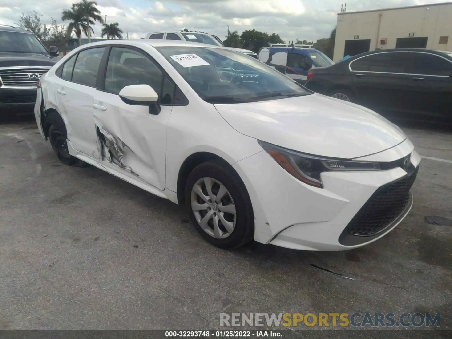 1 Photograph of a damaged car 5YFEPMAE9MP181372 TOYOTA COROLLA 2021