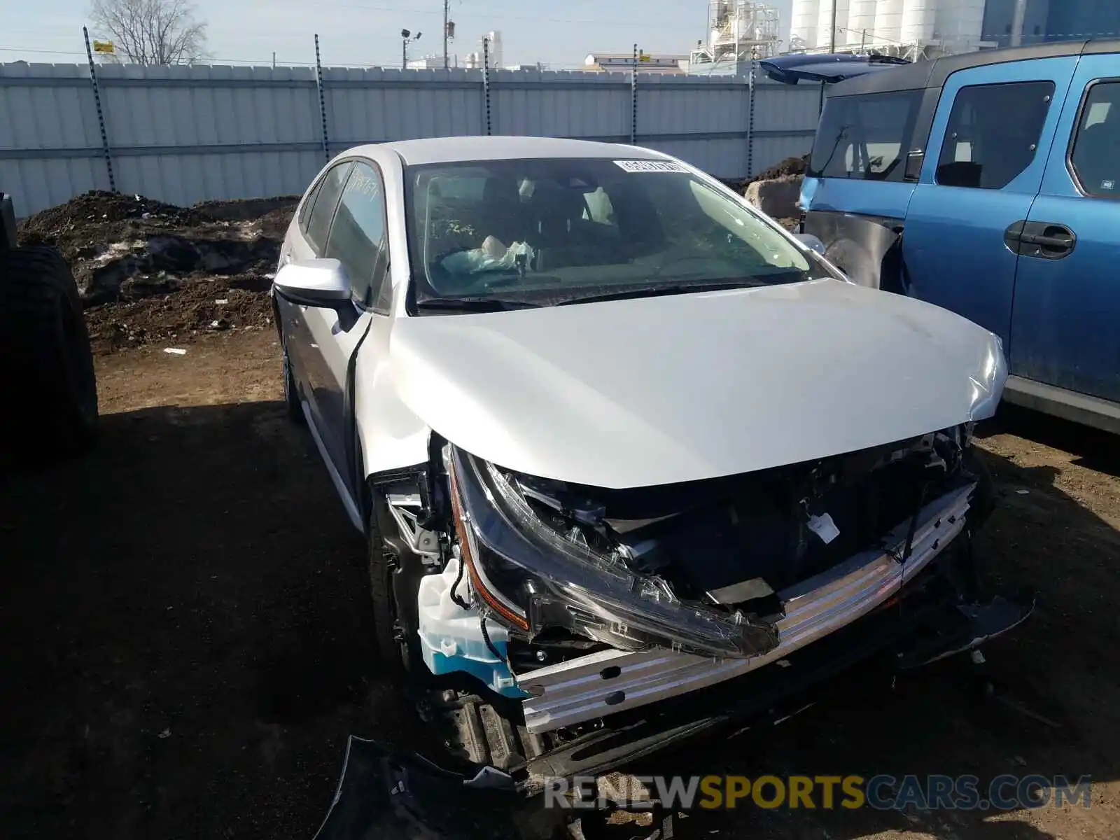 1 Photograph of a damaged car 5YFEPMAE9MP182652 TOYOTA COROLLA 2021