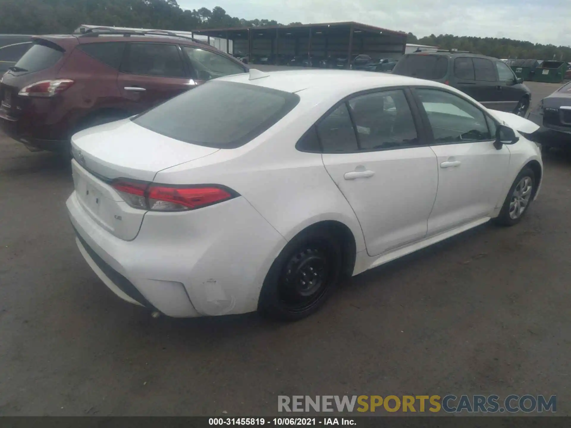 4 Photograph of a damaged car 5YFEPMAE9MP189116 TOYOTA COROLLA 2021