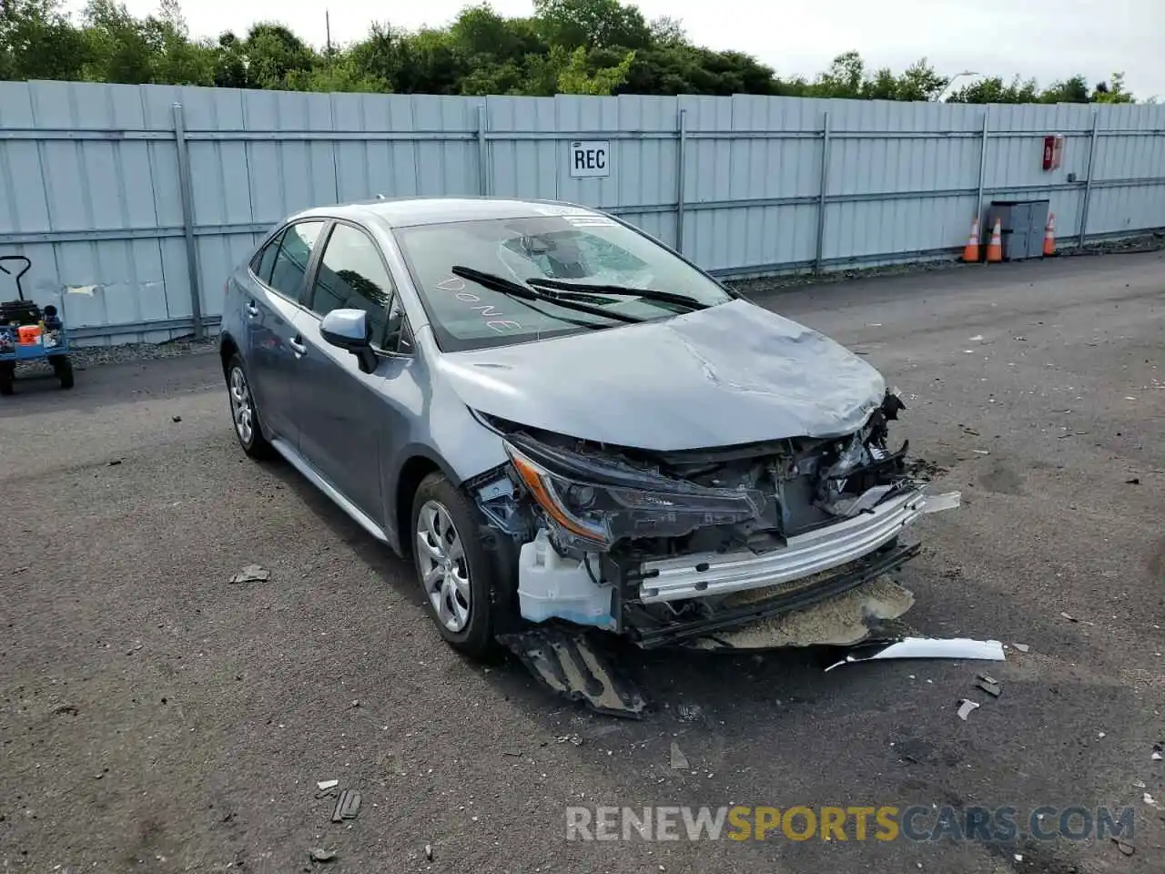 1 Photograph of a damaged car 5YFEPMAE9MP190587 TOYOTA COROLLA 2021