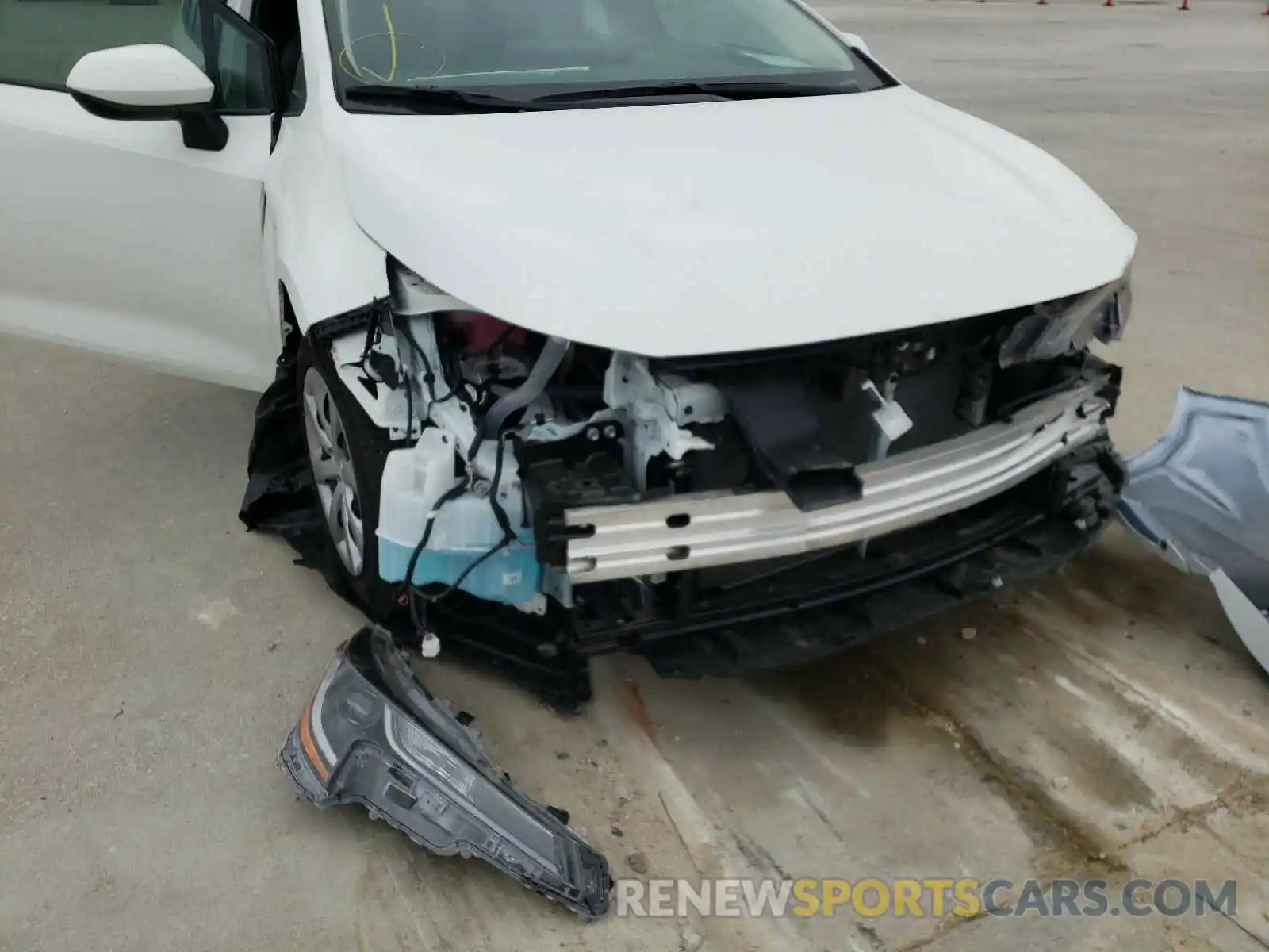 9 Photograph of a damaged car 5YFEPMAE9MP191805 TOYOTA COROLLA 2021