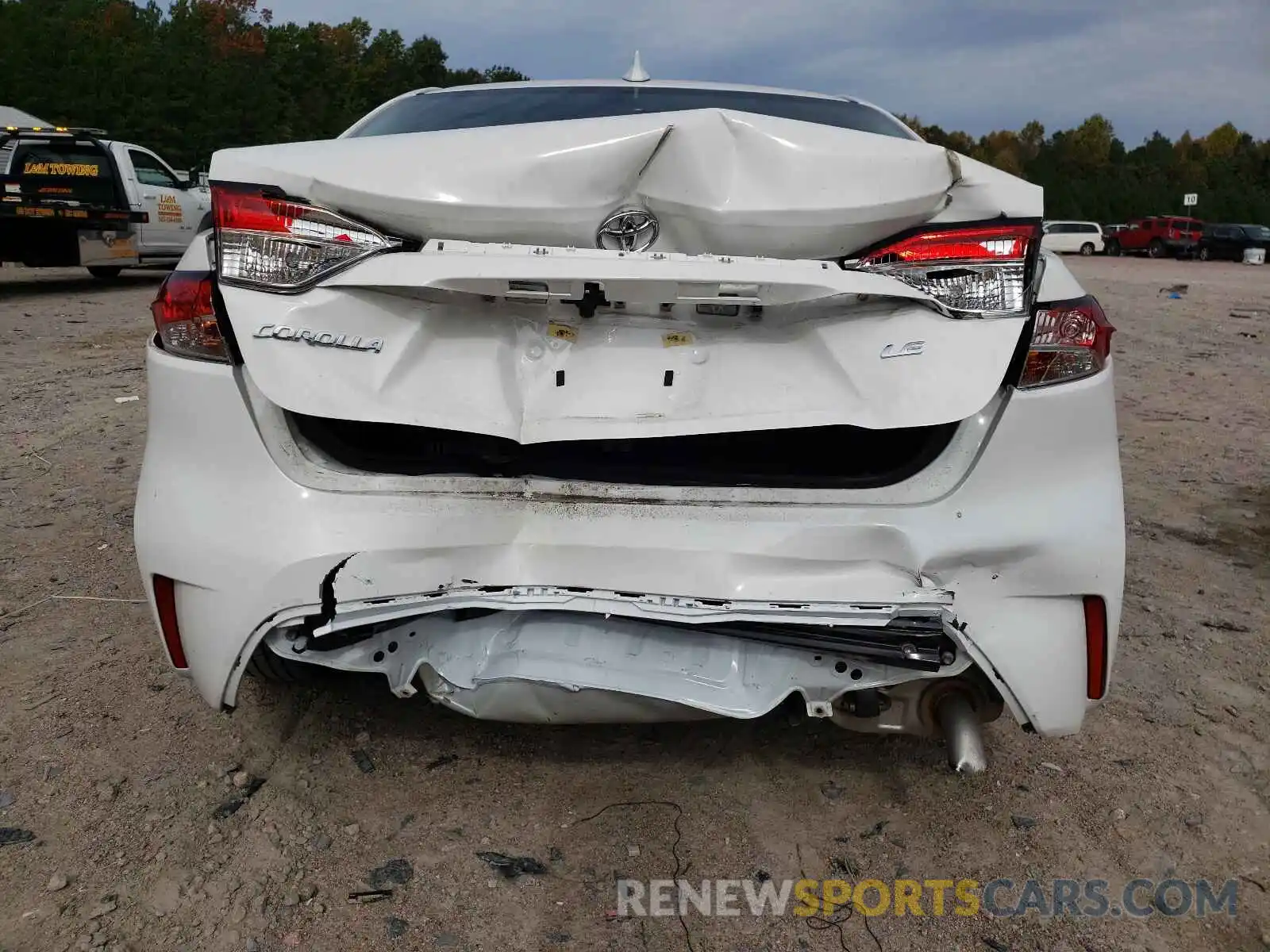 9 Photograph of a damaged car 5YFEPMAE9MP193389 TOYOTA COROLLA 2021