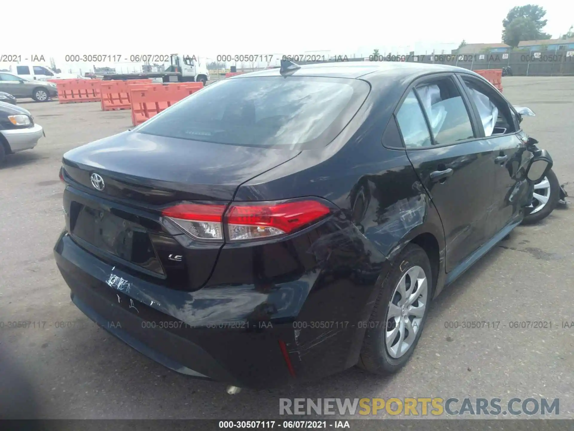 4 Photograph of a damaged car 5YFEPMAE9MP194039 TOYOTA COROLLA 2021