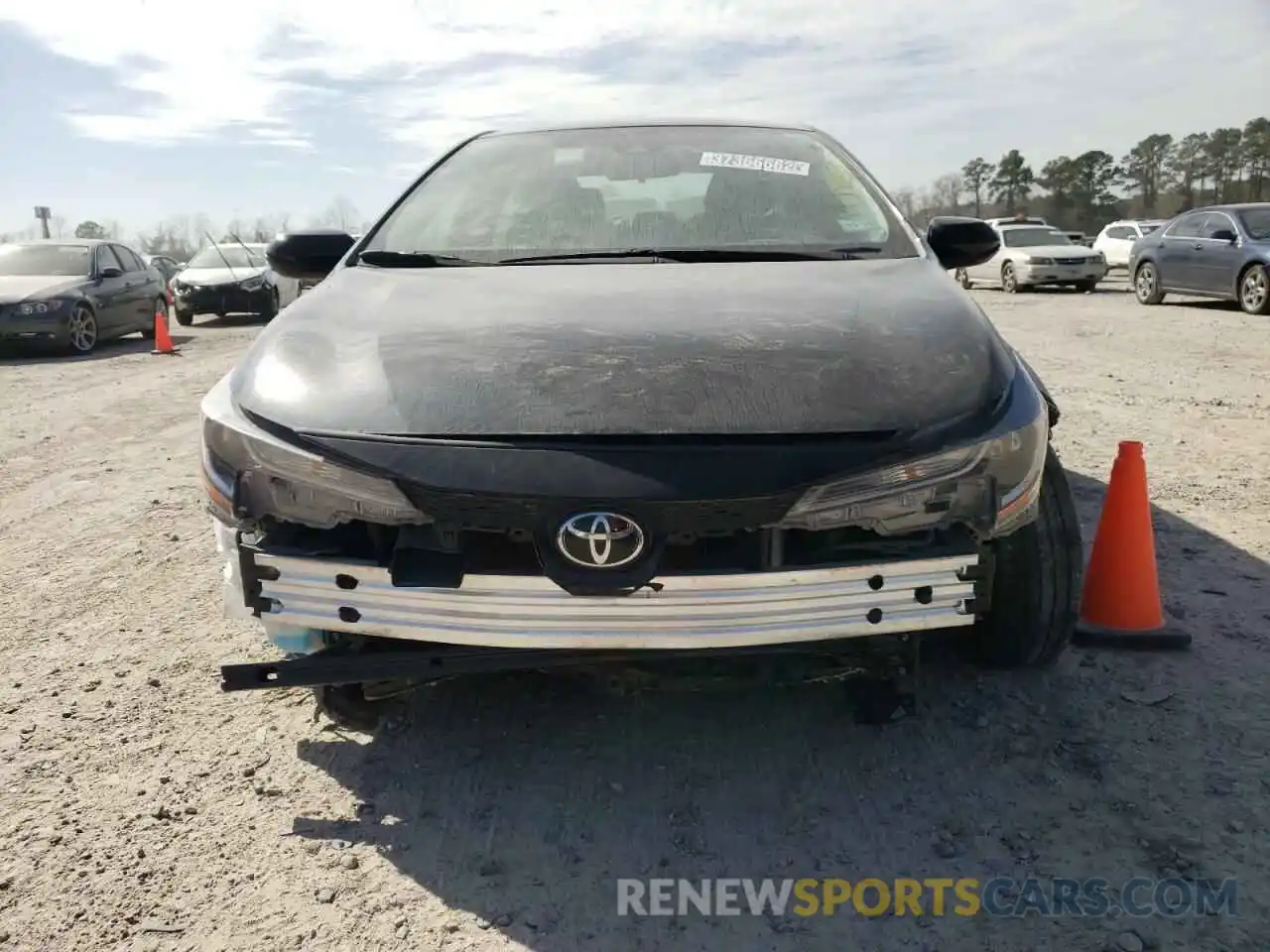 9 Photograph of a damaged car 5YFEPMAE9MP195255 TOYOTA COROLLA 2021