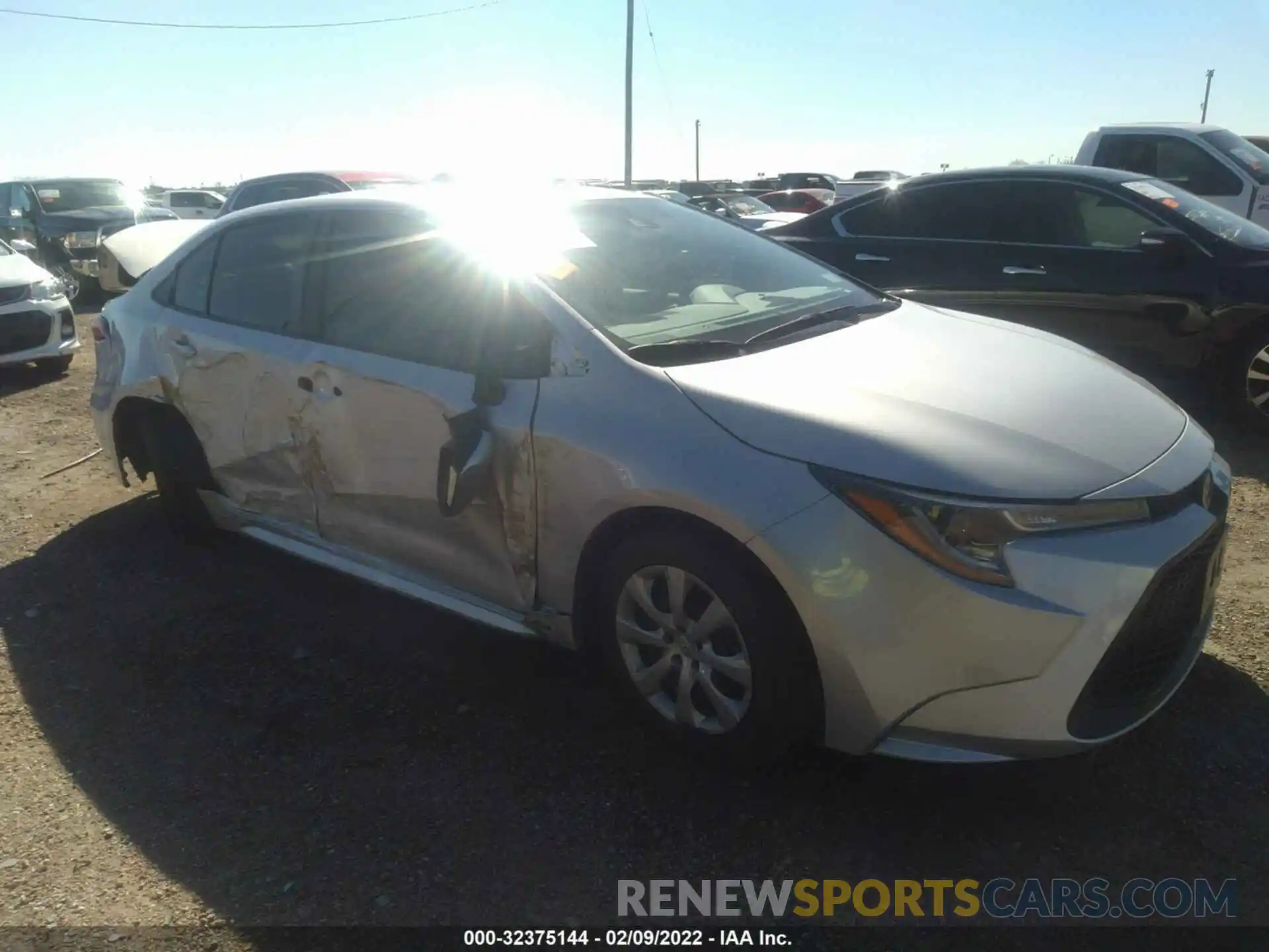 1 Photograph of a damaged car 5YFEPMAE9MP195384 TOYOTA COROLLA 2021