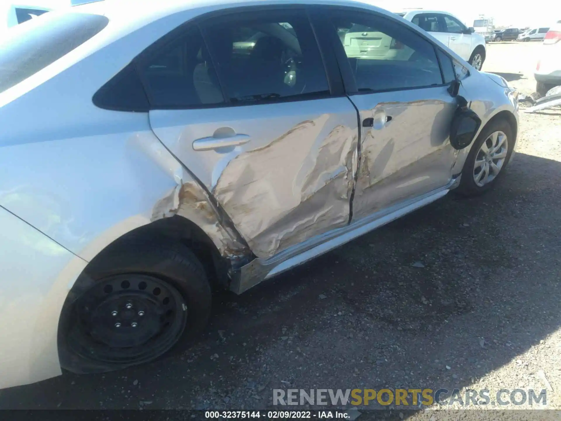 6 Photograph of a damaged car 5YFEPMAE9MP195384 TOYOTA COROLLA 2021