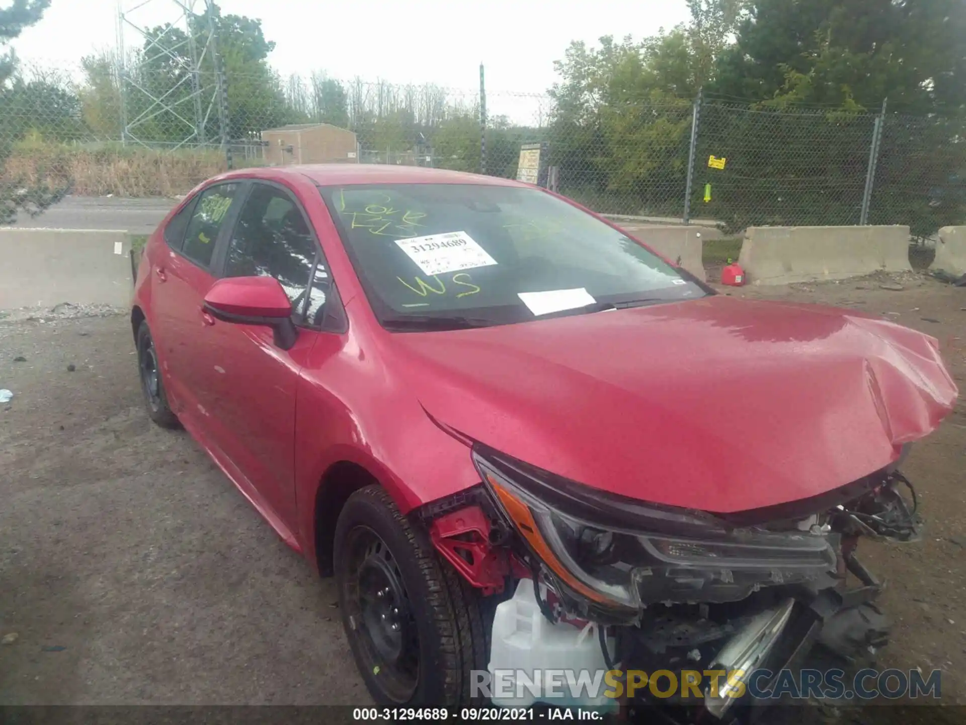 1 Photograph of a damaged car 5YFEPMAE9MP196874 TOYOTA COROLLA 2021