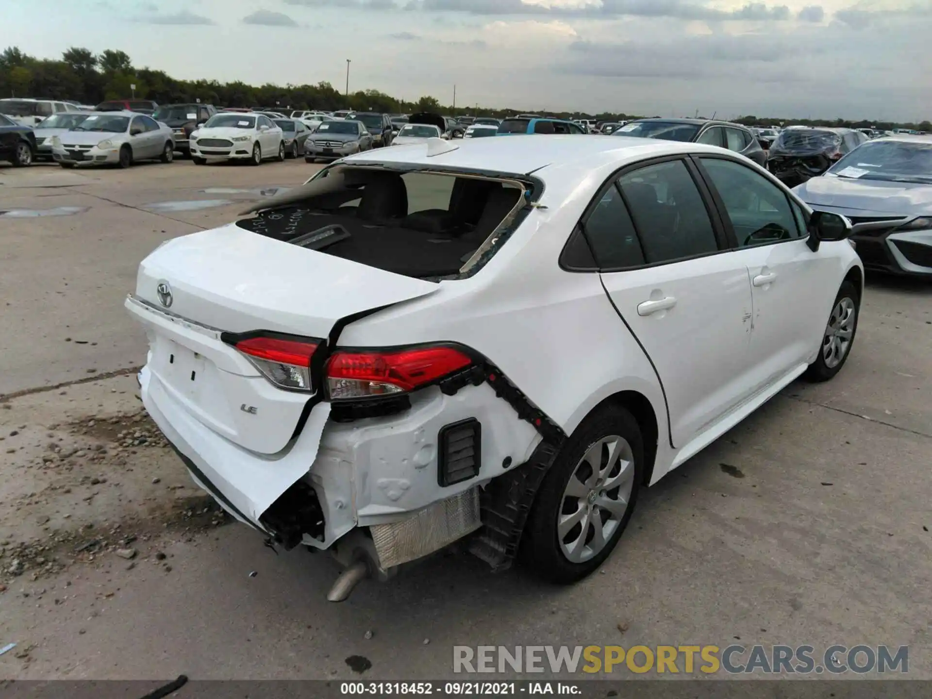 4 Photograph of a damaged car 5YFEPMAE9MP198303 TOYOTA COROLLA 2021