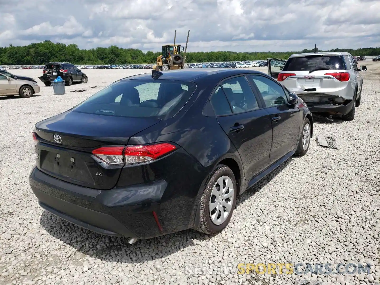 4 Photograph of a damaged car 5YFEPMAE9MP199015 TOYOTA COROLLA 2021