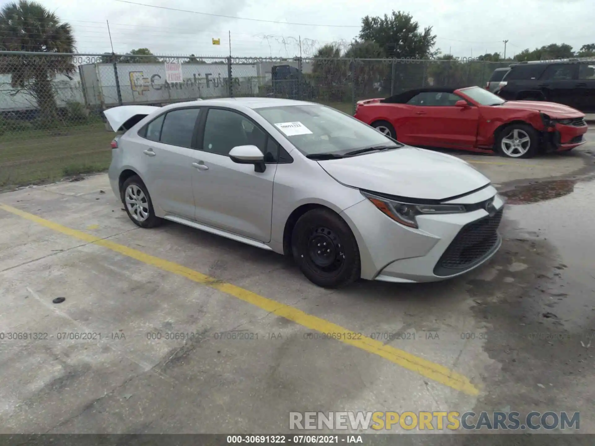 1 Photograph of a damaged car 5YFEPMAE9MP201264 TOYOTA COROLLA 2021