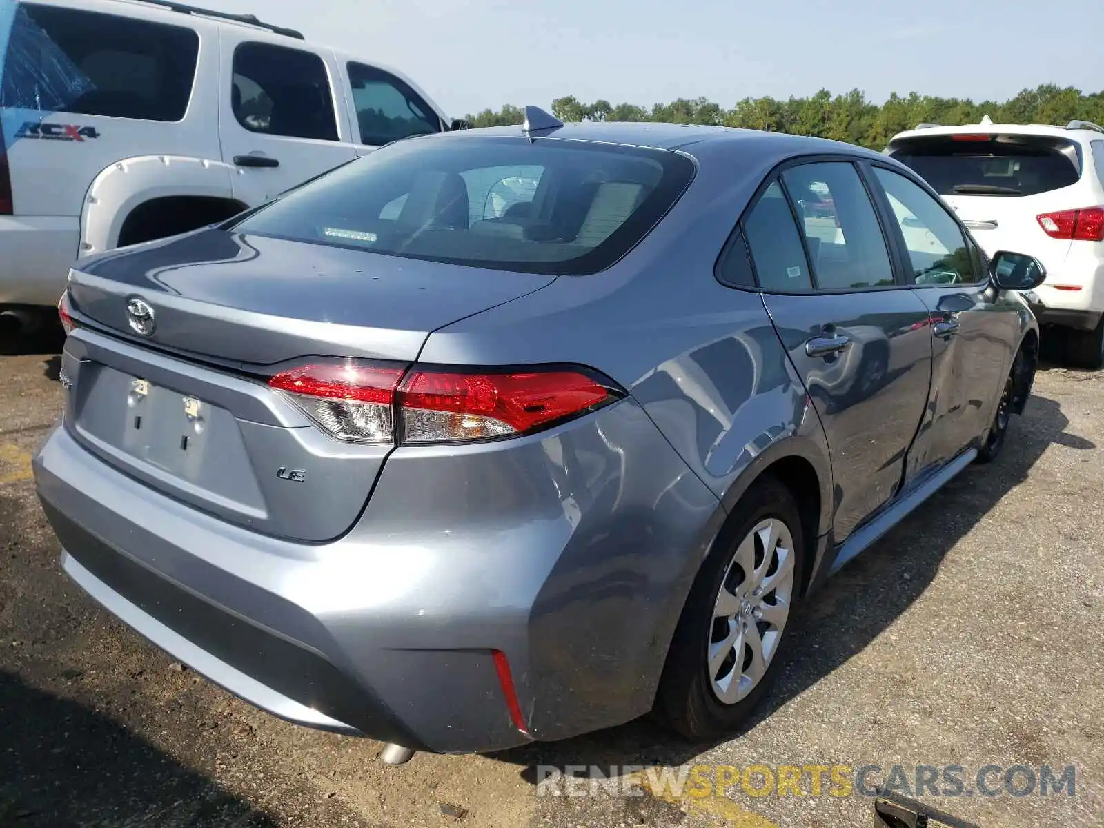 4 Photograph of a damaged car 5YFEPMAE9MP201796 TOYOTA COROLLA 2021