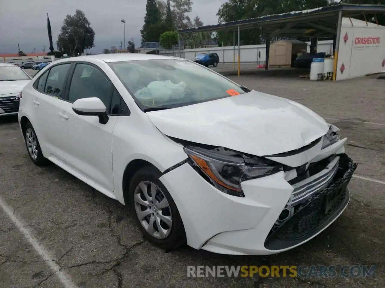 1 Photograph of a damaged car 5YFEPMAE9MP203113 TOYOTA COROLLA 2021