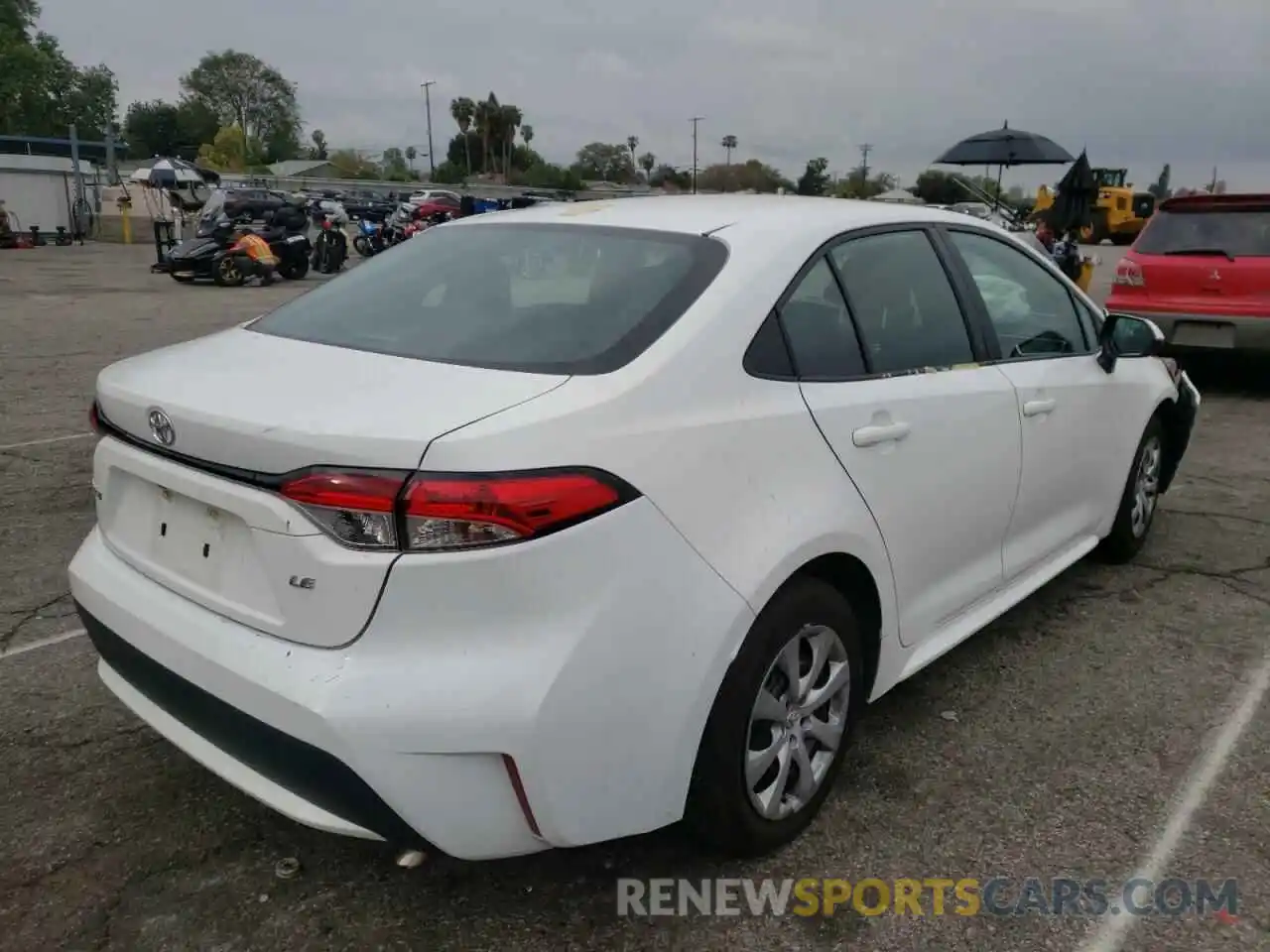 4 Photograph of a damaged car 5YFEPMAE9MP203113 TOYOTA COROLLA 2021