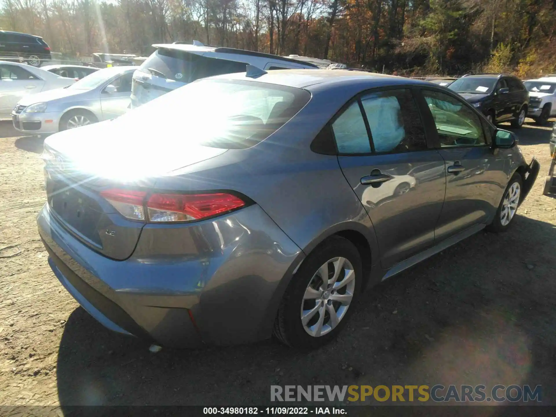 4 Photograph of a damaged car 5YFEPMAE9MP203905 TOYOTA COROLLA 2021