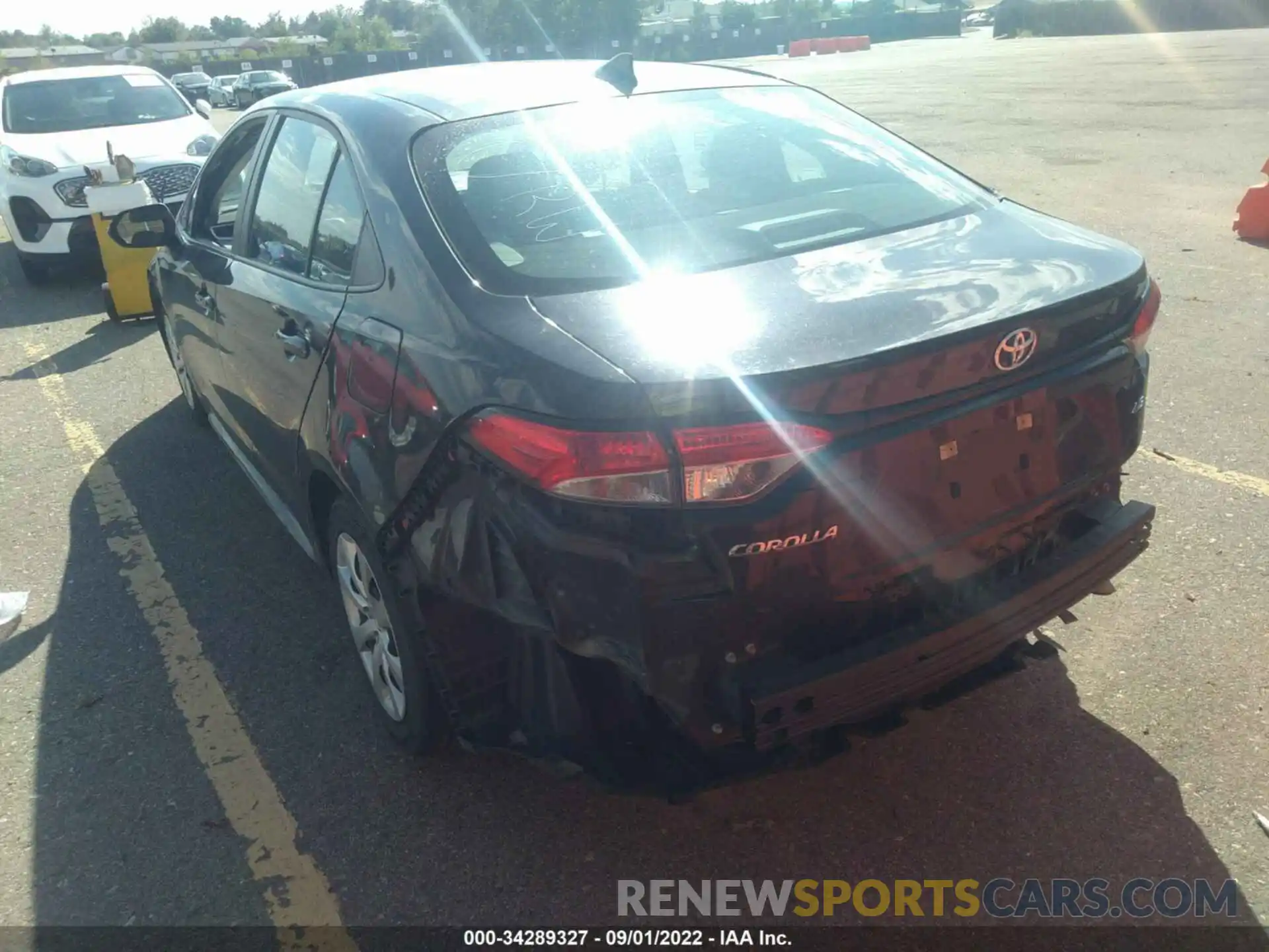 6 Photograph of a damaged car 5YFEPMAE9MP205573 TOYOTA COROLLA 2021