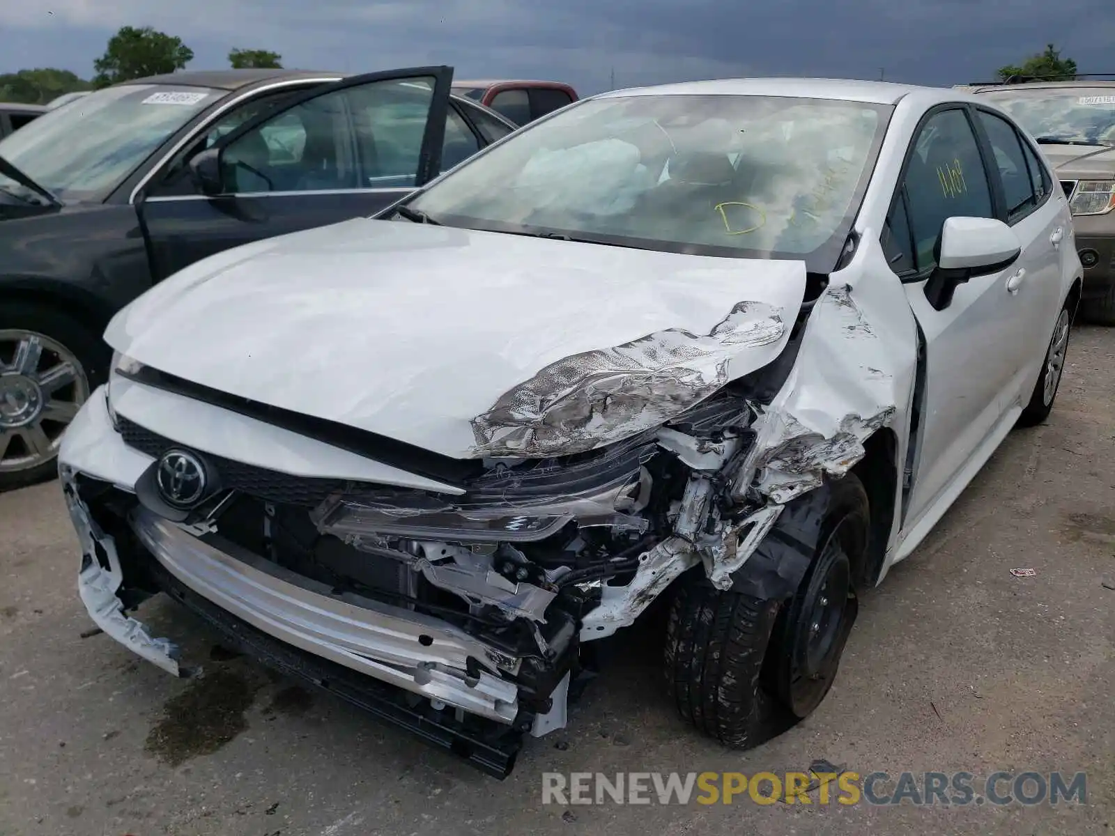 2 Photograph of a damaged car 5YFEPMAE9MP205587 TOYOTA COROLLA 2021