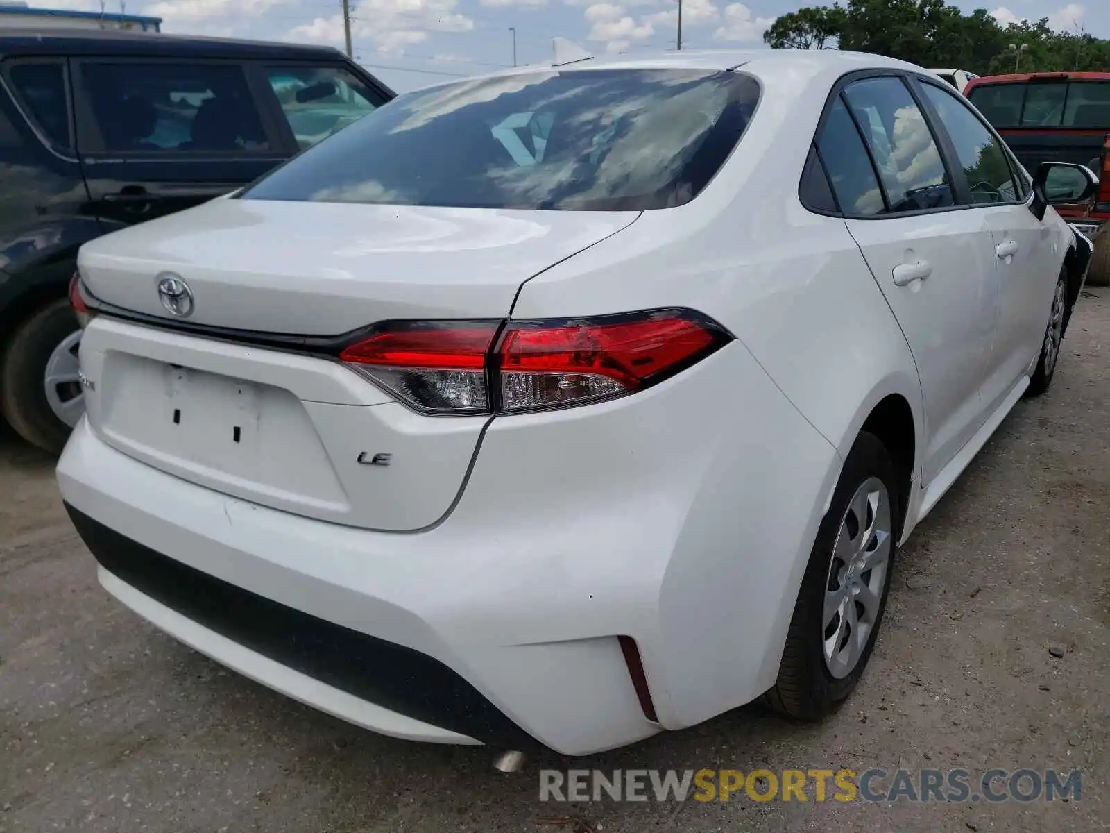 4 Photograph of a damaged car 5YFEPMAE9MP205587 TOYOTA COROLLA 2021