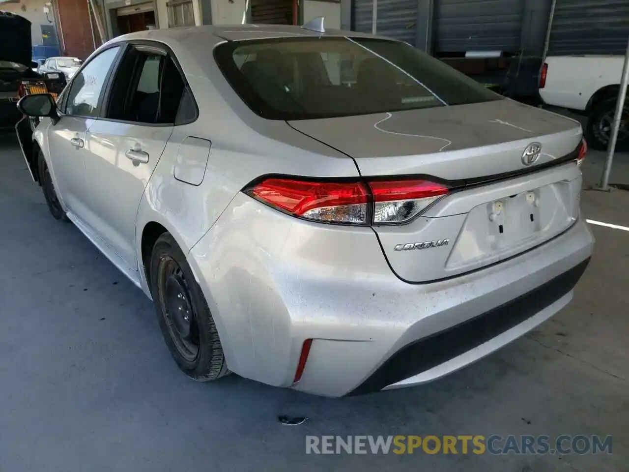 3 Photograph of a damaged car 5YFEPMAE9MP210482 TOYOTA COROLLA 2021