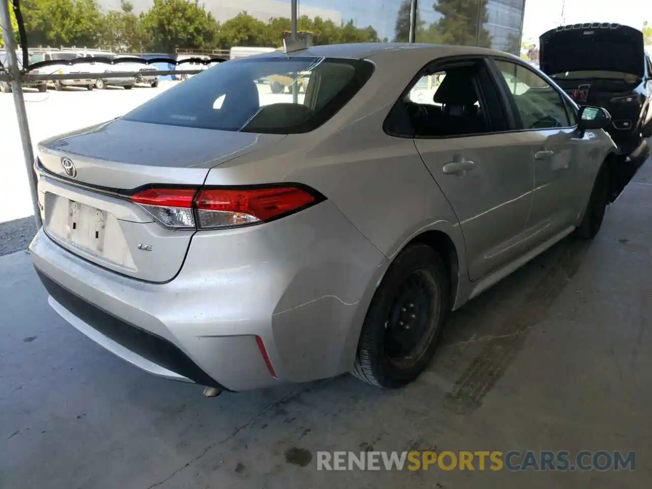 4 Photograph of a damaged car 5YFEPMAE9MP210482 TOYOTA COROLLA 2021