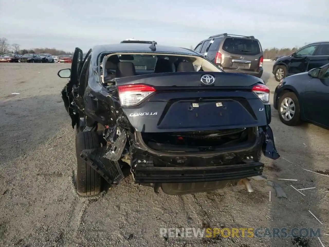 9 Photograph of a damaged car 5YFEPMAE9MP213642 TOYOTA COROLLA 2021