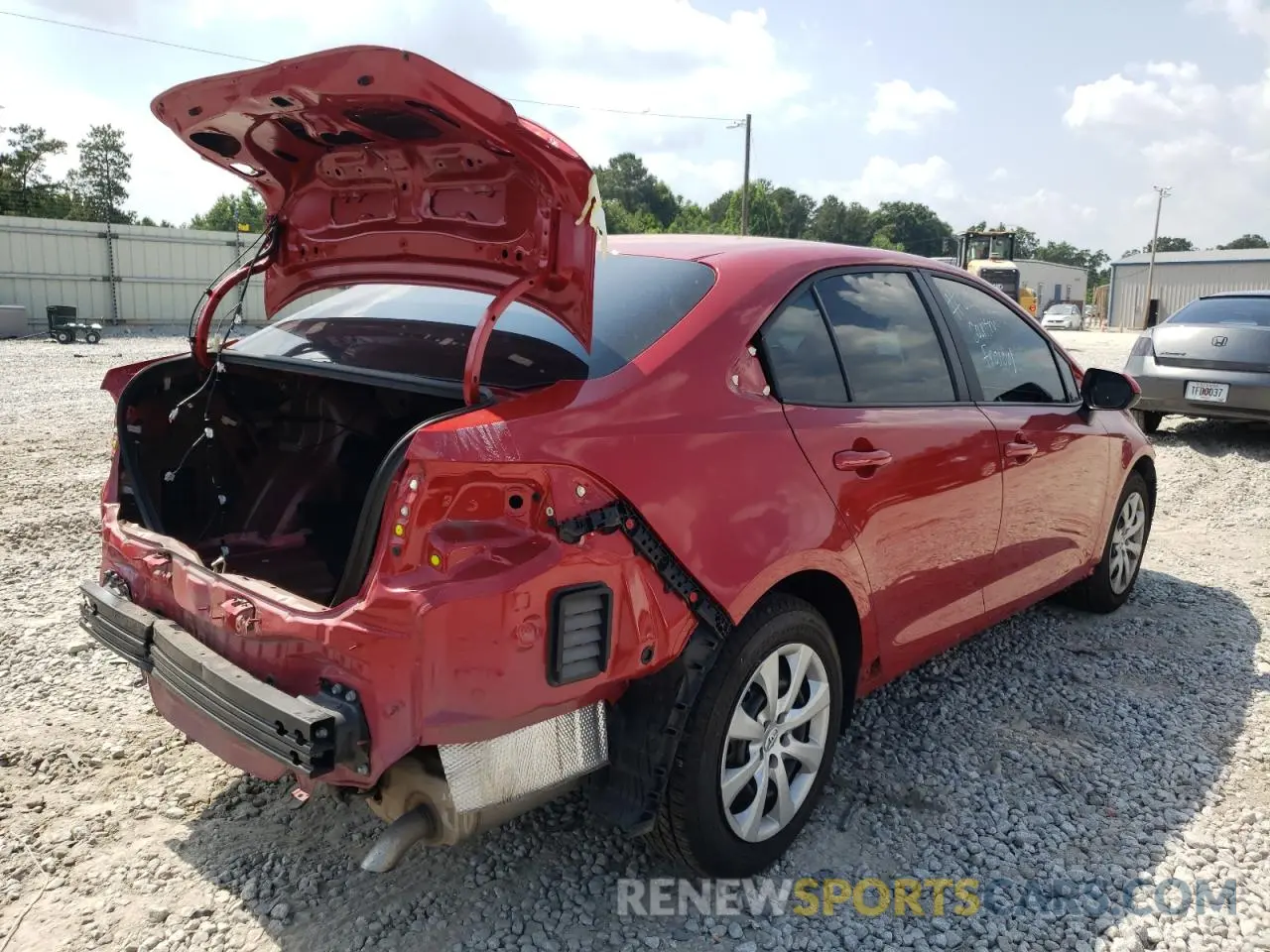 4 Photograph of a damaged car 5YFEPMAE9MP215617 TOYOTA COROLLA 2021